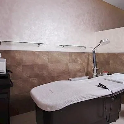 Hotel Victoria & 4*