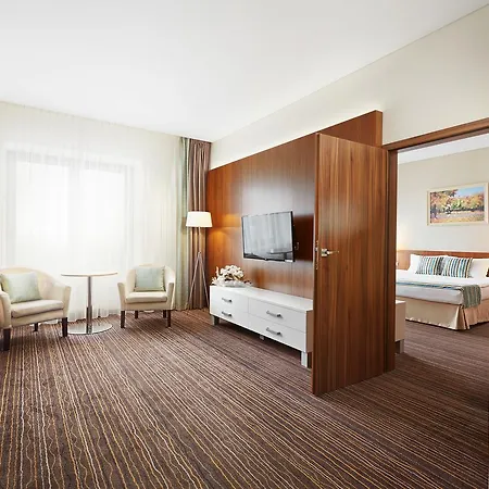 Victoria & Hotel Minsk