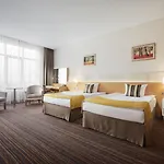 Victoria & 4* Minsk