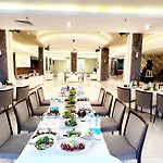 Victoria & Hotel 4*
