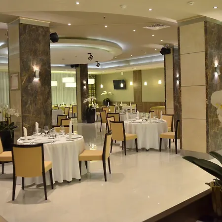 호텔 Victoria & 민스크