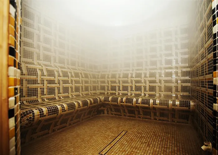 Victoria & Hotel Minsk